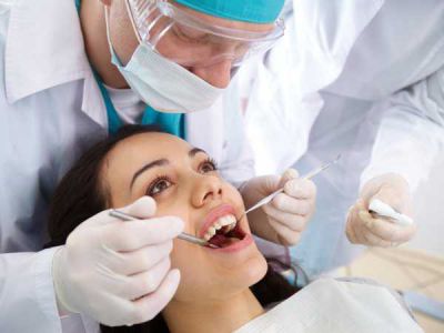 Làm Răng Sứ Bao Nhiêu Tiền? Có Đắt Không?